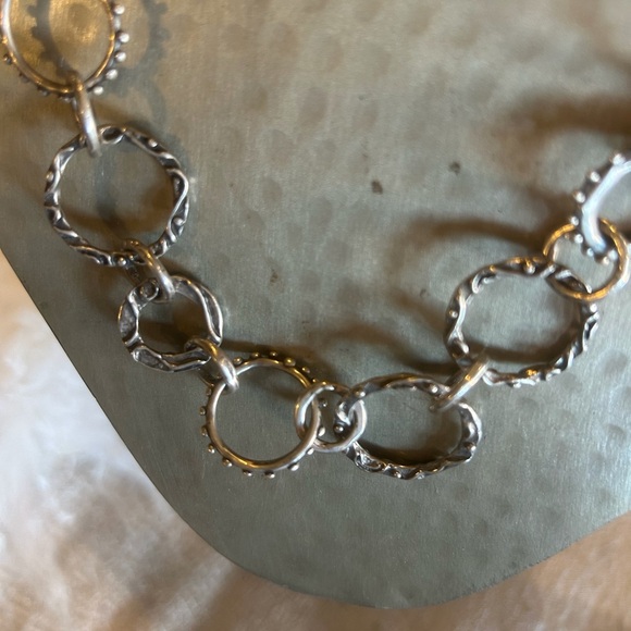 Striking 925 Sterling Silver Stamped Designer Looped Necklace. Very unique! - Picture 15 of 16